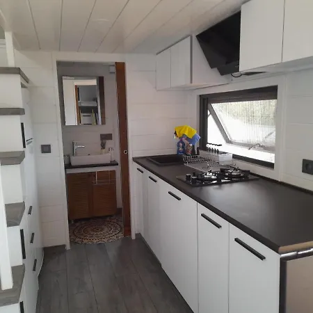 Lovin Goecek Tiny House Butterfly Alpesi faház *