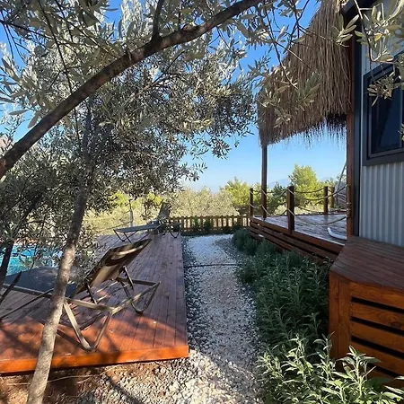 Lovin Goecek Tiny House Butterfly Alpesi faház